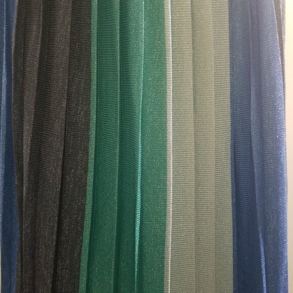 Maeve by Anthropologie Brand long skirt, mulitple colors, size XS - Picture 9 of 14